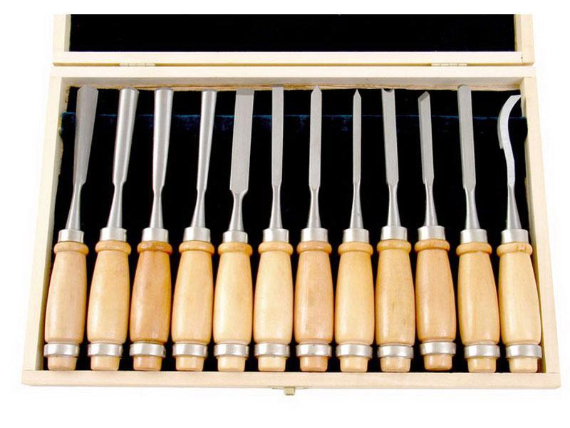 Pilníky, kartáče a dláta