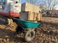 EXTOL kolečko dvoukolák s převodovkou aku, 260kg, 100l, 40V Li-ion, 6000mAh (8791590)